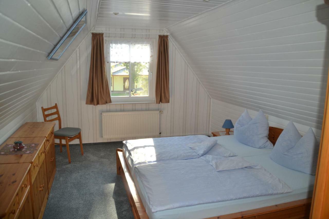 Ferienwohnung 1 Bei Familie Saupe シャプローデ エクステリア 写真